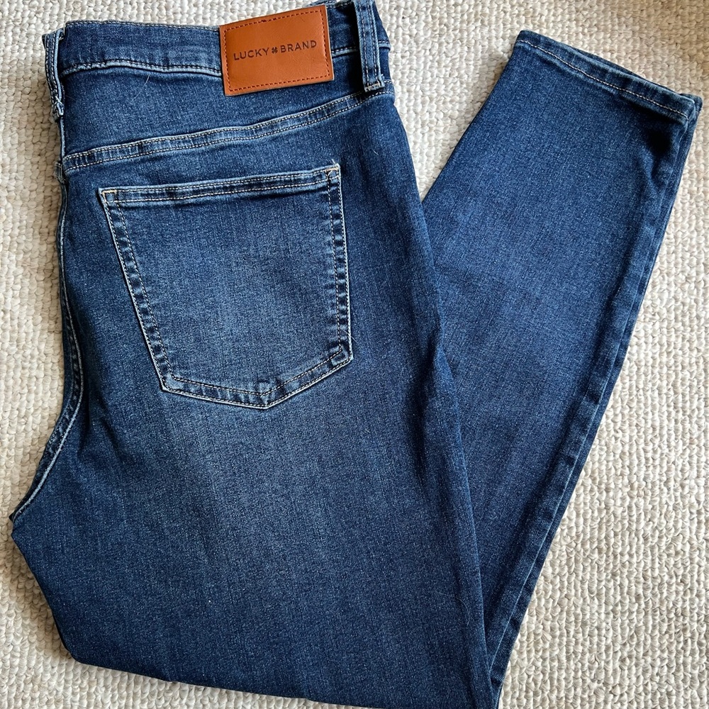 Lucky Brand Mid-Rise Sweet Straight Jeans